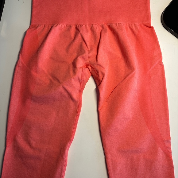 Coral contour seamless nvgtn leggings - Picture 3 of 6